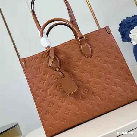 2408YA0147 Bags LV 0815